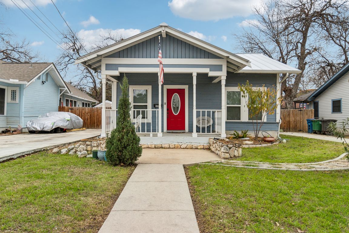 Saint Francis Ave-001.jpg