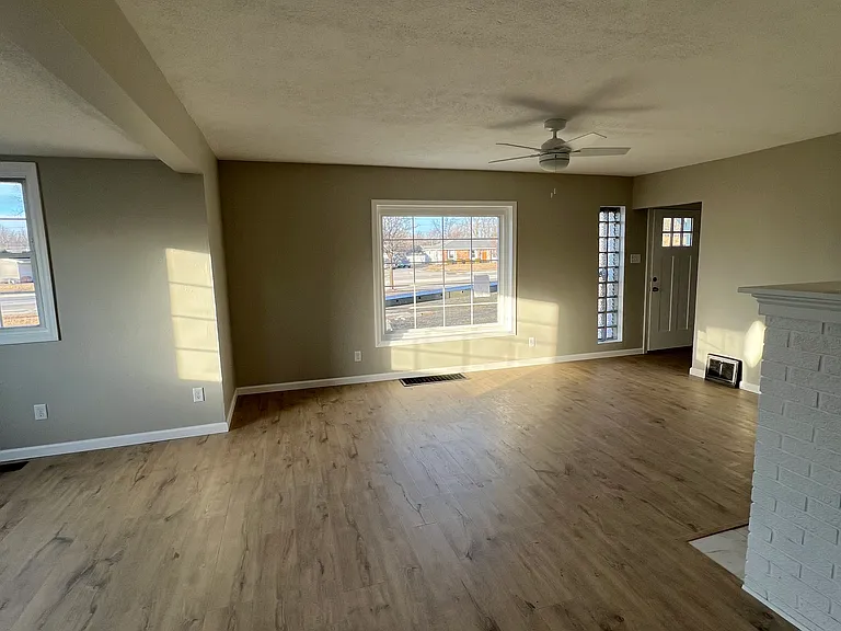 5204 E State Blvd — Photo 3