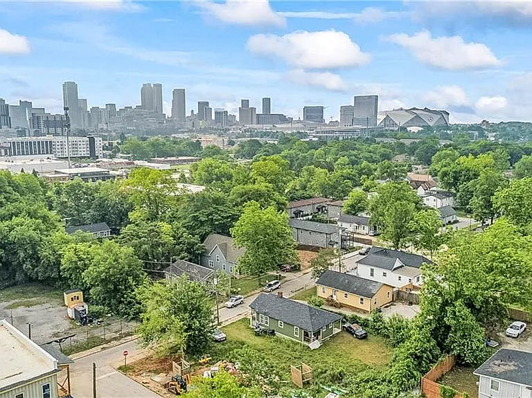 620 Echo St NW — Photo 43