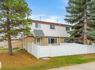 5 C Twin Ter NW, Edmonton, AB T6K1V4