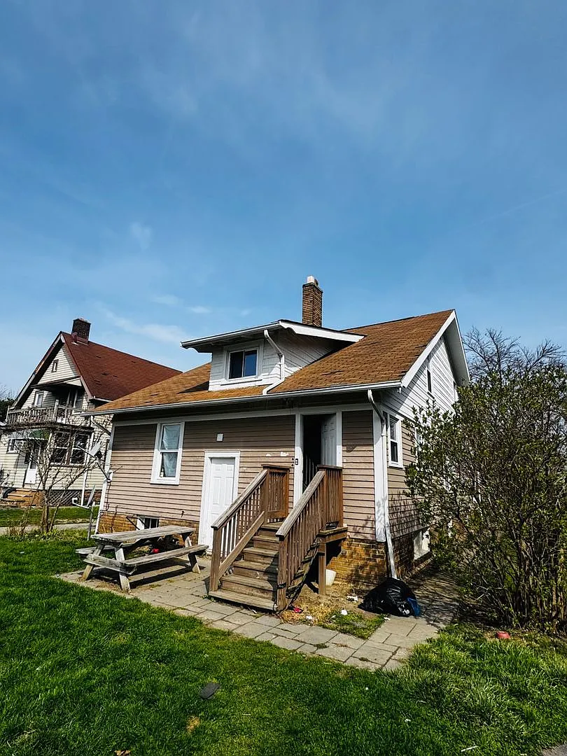 Building Photo - 5103 Gifford Ave