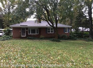 1500 Cyrus Dr, Charlotte, NC 28205