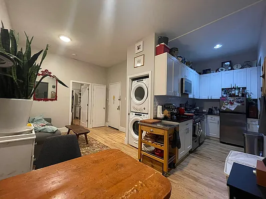 Rented by Corcoran | media 14