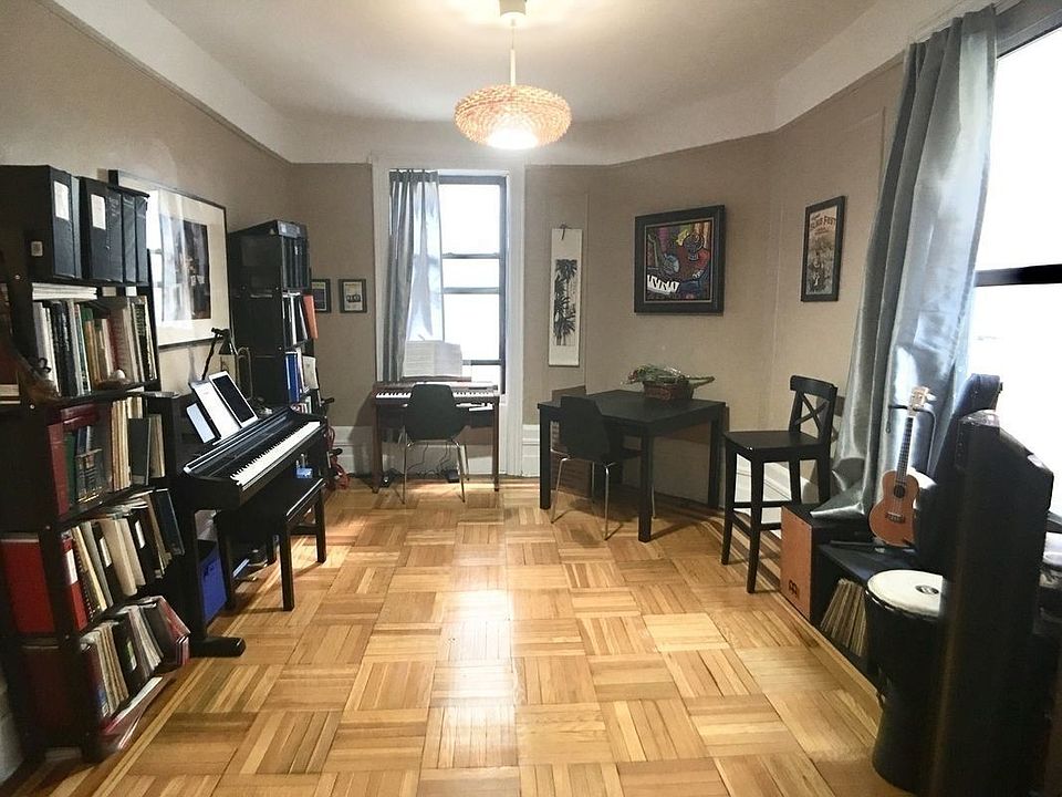 1st image of 200 Claremont Ave #34B