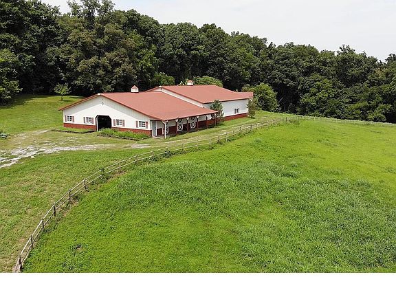 3rd image of 1632 County Road 618