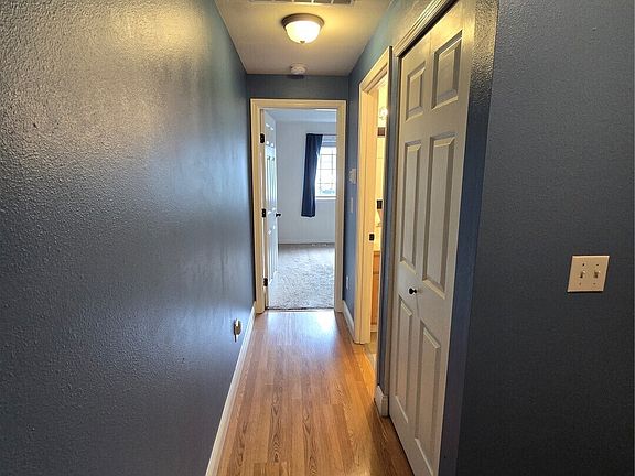 5th image of 803 Avalon Court SE