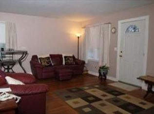 619 Adams St, Elgin, IL 60123