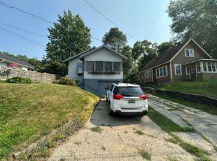 523 Grant St, Ionia, MI 48846