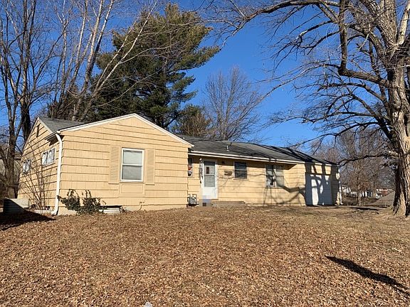 3rd image of 3608 N Delaware Ave