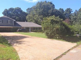 735 Parker St, Villa Rica, GA 30180