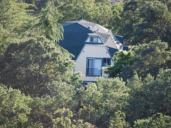 top window is upper bath