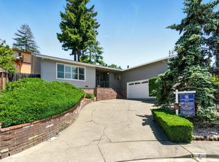 7 Arlene Ct, Petaluma, CA 94952