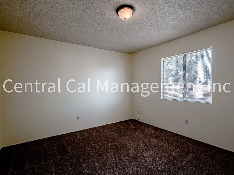 3109 Edmonton St — Photo 12