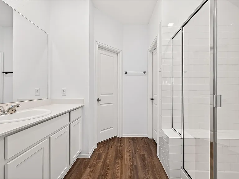 22215 Scarlino Dr — Photo 30