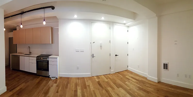 Rented by Loom Group | media 34