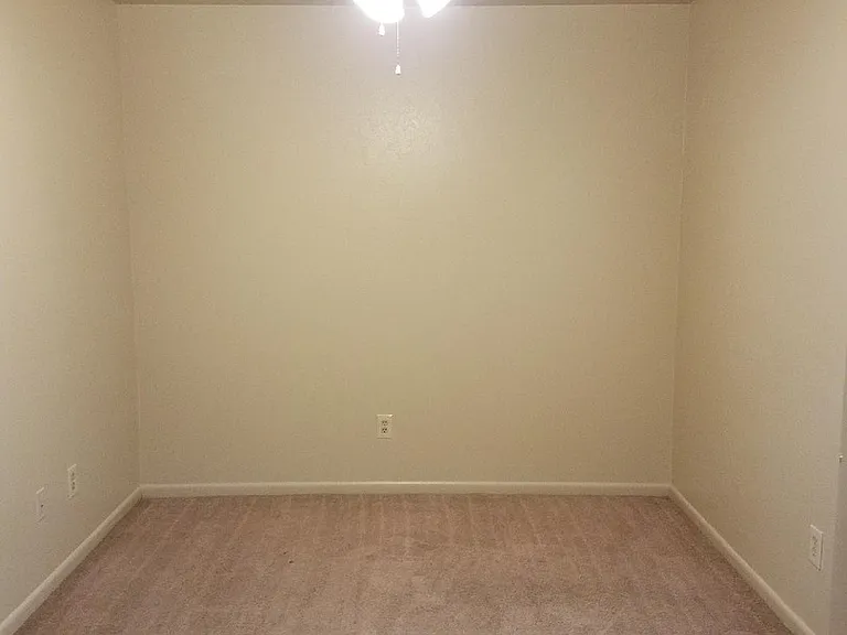 3305 Holick Ln #B — Photo 6
