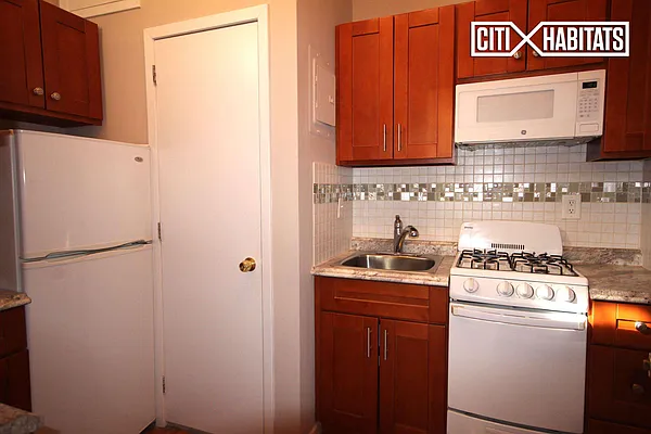 Rented by Citi Habitats | media 21