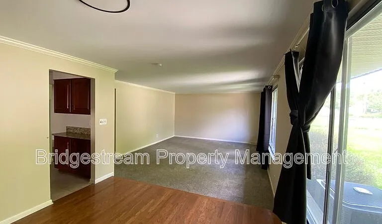 2135 E Rahn Rd — Photo 26