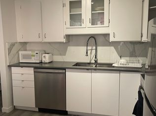 8506 38a Ave NW #1415481, Edmonton, AB T6K3E5