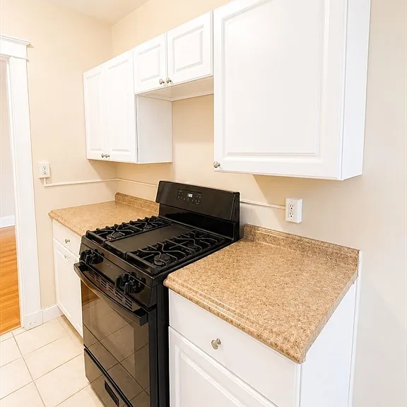 415 County St #111 — Photo 2