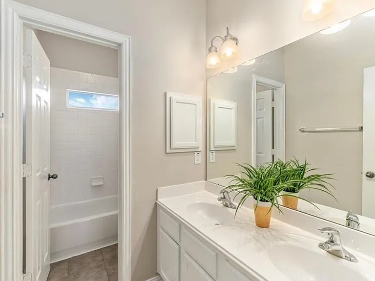 1332 Dorothy St — Photo 7