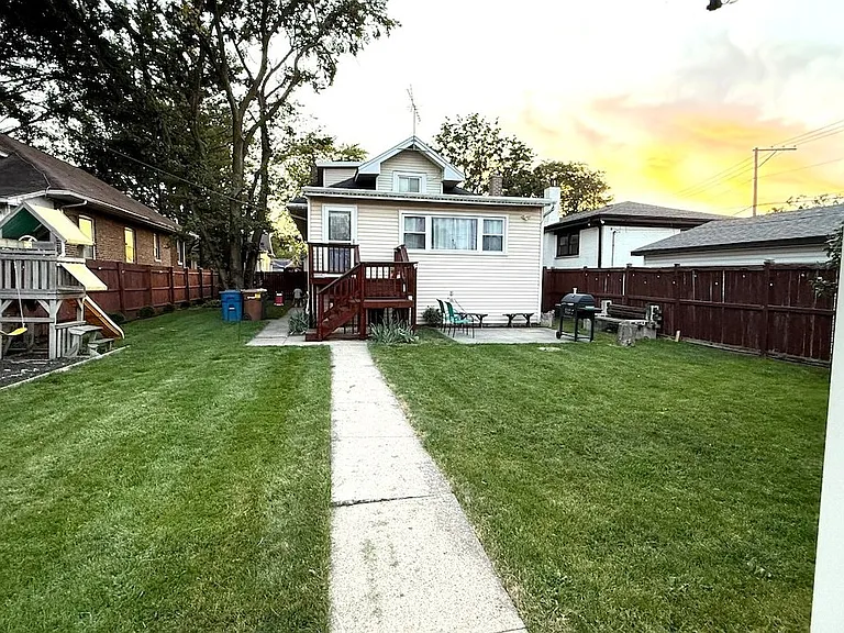 181 Rose St — Photo 24
