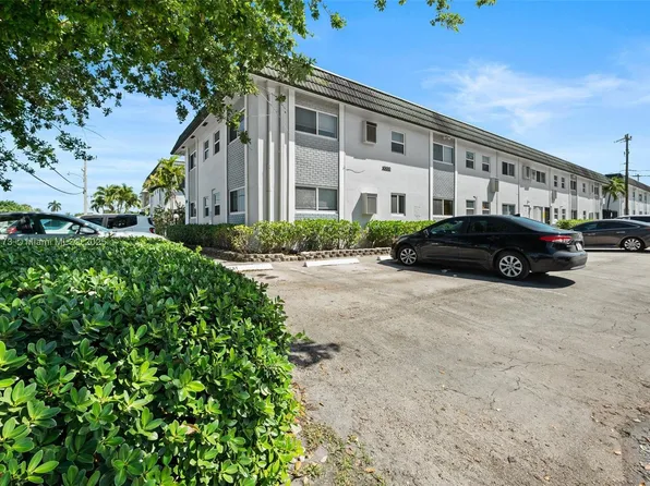 1000 SE 15th St APT 203, Fort Lauderdale, FL 33316