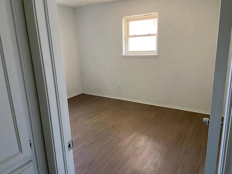 7212 NW 5th St — Photo 6
