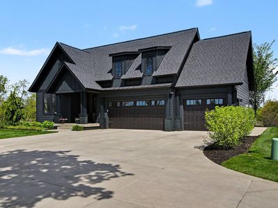 2201 Pepper Ridge Rd, Valparaiso, IN, 46385