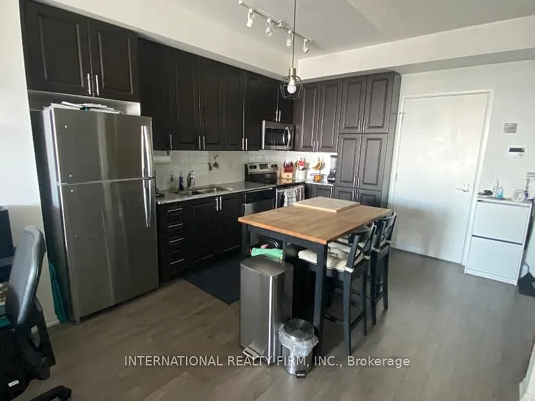 3091 Dufferin St #601 — Photo 5