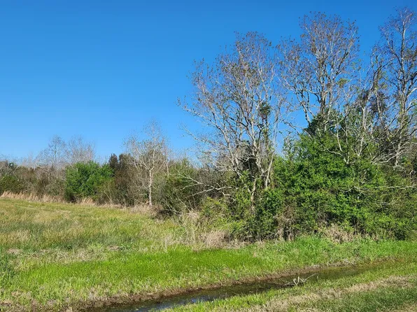 4600 Arnold Rd, Gueydan, LA 70542