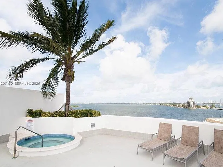 1750 N Bayshore Dr #3914 — Photo 52