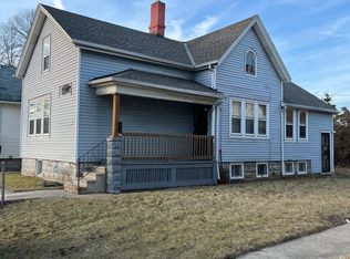 512 W Clarke St, Milwaukee, WI 53212