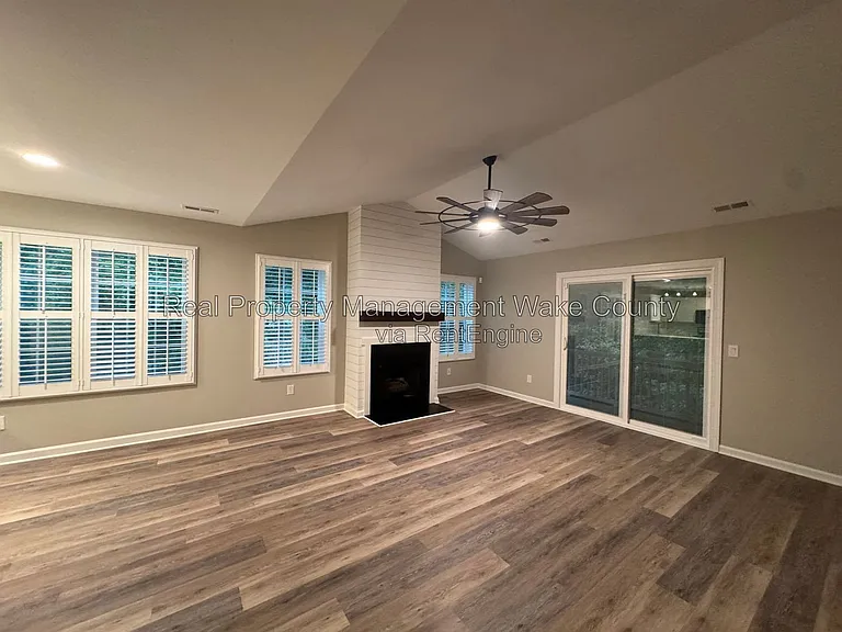 4021 Wellington Ridge Loop — Photo 19