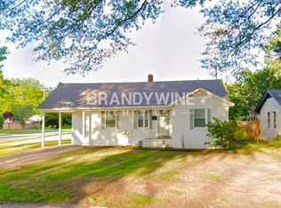 1822 Dearing Rd, Memphis, TN 38117