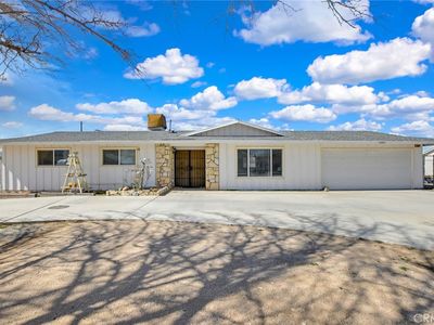 10804 Kiavan Rd, Apple Valley, CA, 92308