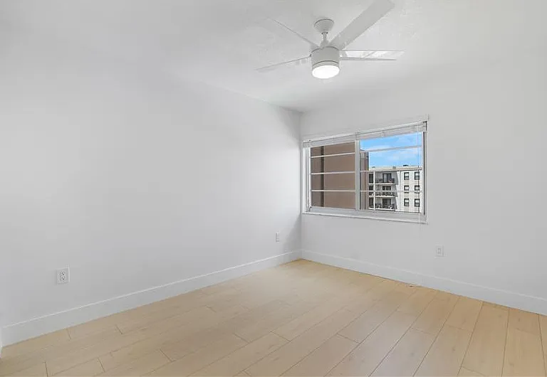 4670 W 13th Ln #411 — Photo 10