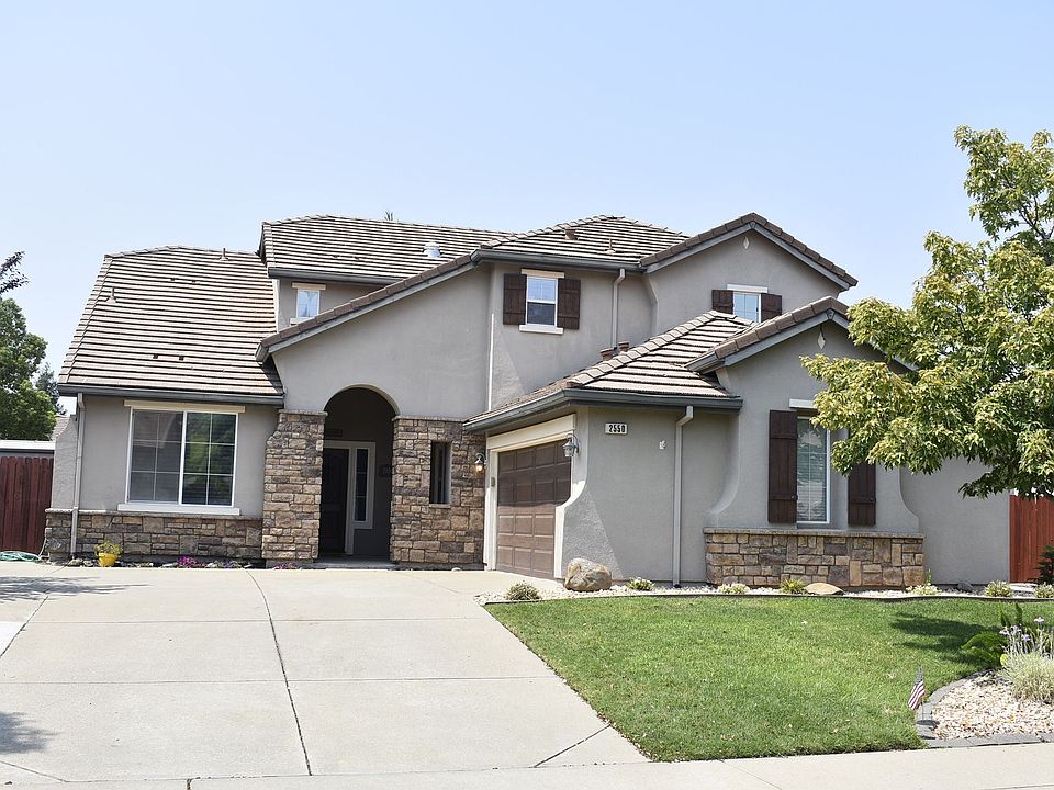 1st image of 2550 Hawk Crest Dr