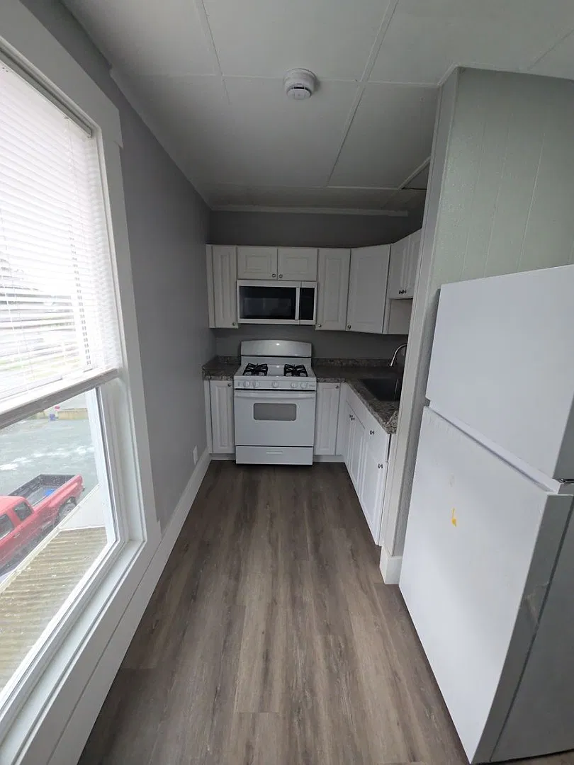 116 E Section St - APT 201 — Photo 2