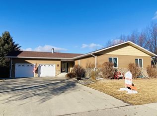 309 22nd St E, Williston, ND 58801