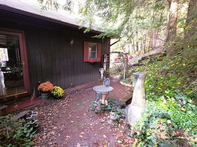 7 Hog Hollow Rd, Shelburne Falls, MA, 01370
