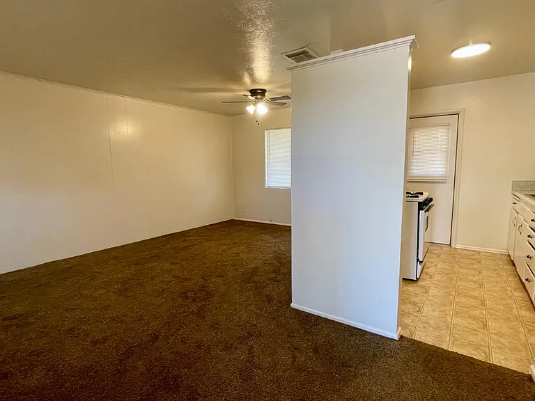 1412 Rodgers Rd — Photo 2