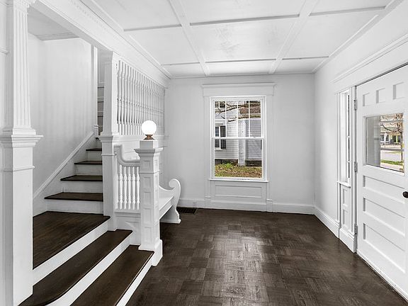 3rd image of 63 East St