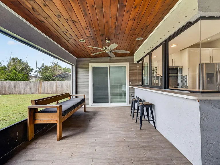 825 SE Starflower Ave — Photo 37