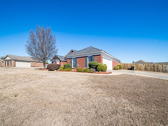 4th image of 9139 Garrett Lake Dr