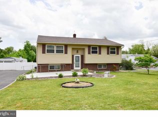 270 Greentree Rd, Sewell, NJ 08080