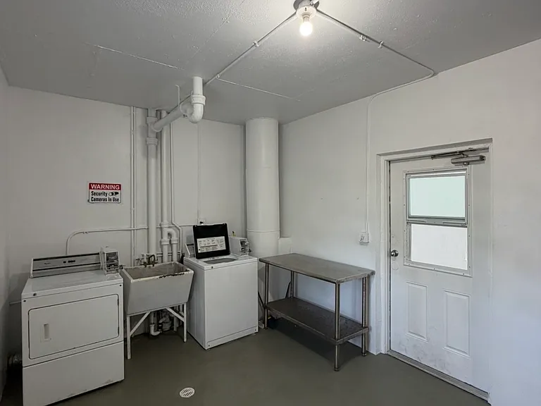 1600 NE 114th St #204 — Photo 15