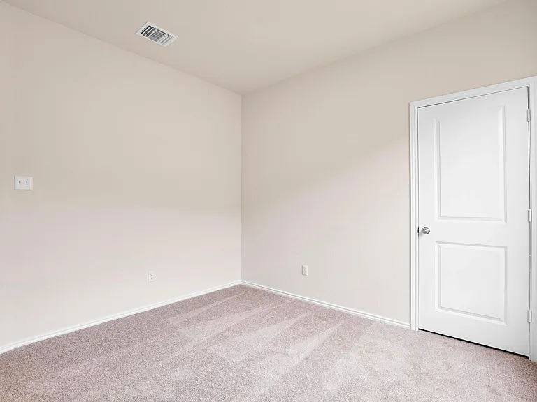 200 Janice Rd — Photo 19