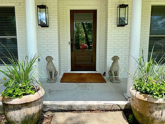 2nd image of 207 Bay Park Dr
