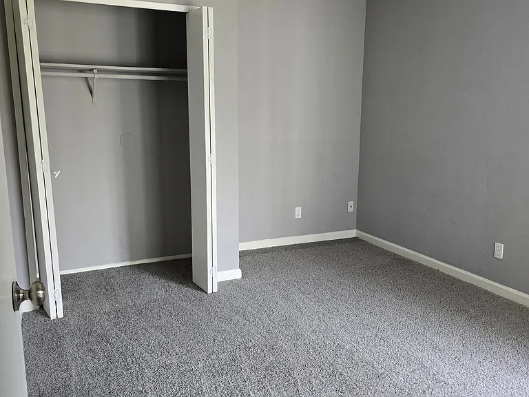 4453 Chapman St — Photo 7